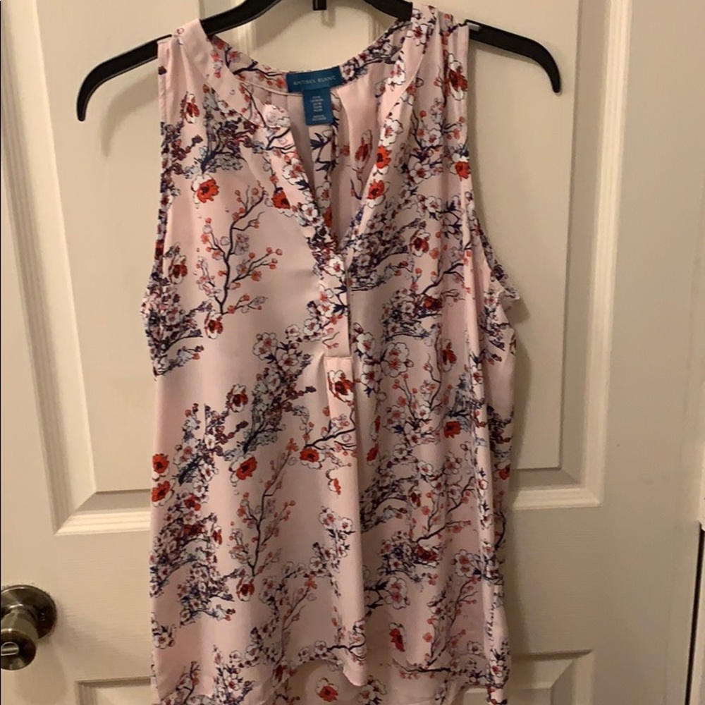 Antibes Blanc Sleeveless Top - NWOT